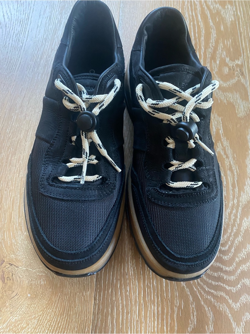 NWT Men's Collegium Black Sneakers (Size 39)